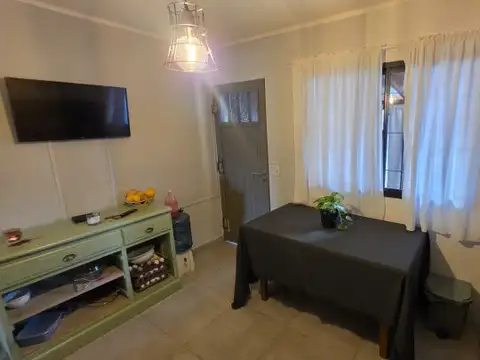 CASA EN PH CON AMPLIO FONDO + DEPTO - LISTA PARA IR A VIVIR - EN MERLO, BS.AS.