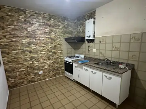 Depto Tipo Casa 3 ambientes con 1 baño