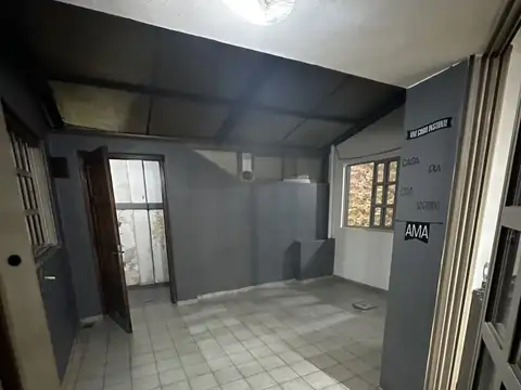 Depto Tipo Casa en Alquiler de 3 ambientes
