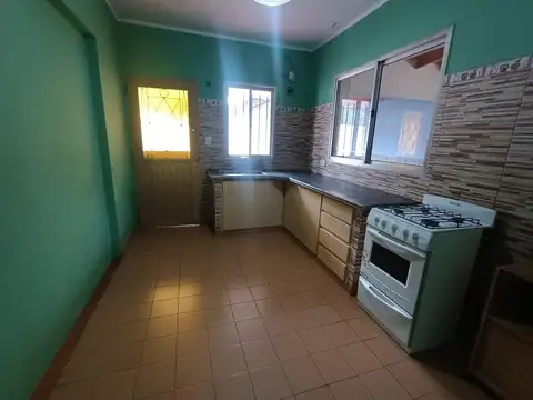 Casa en Alquiler en La Plata [Cod: 087]
