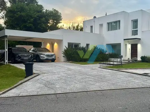 Casa  en Venta en Mayling CC, Pilar, G.B.A. Zona Norte