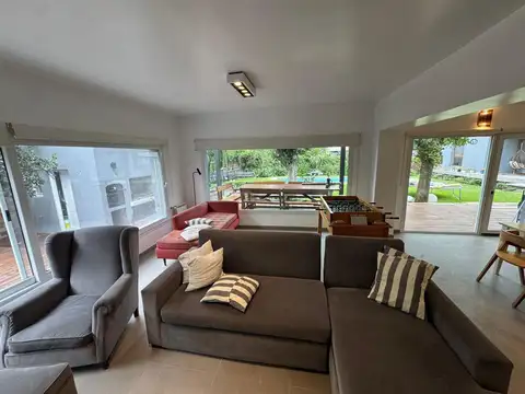Casa en Venta de 8 dormitorios