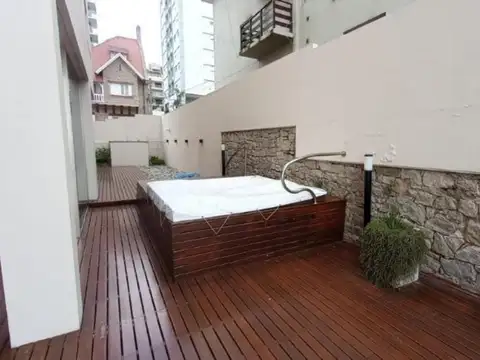 Avenida Patricio Peralta Ramos y Bolivar