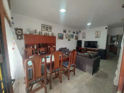 25 e/ 173 y 174 4900