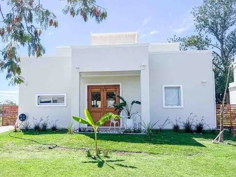 VENTA CASA SAN RAMON 4 AMBIENTES