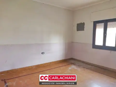 Casa 3 ambientes con 1 baño