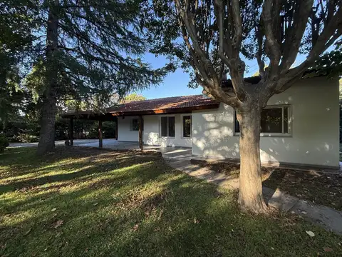 Casa en venta en Mapuche Country Club, Pilar.