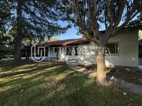 Casa en venta en Mapuche Country Club, Pilar.