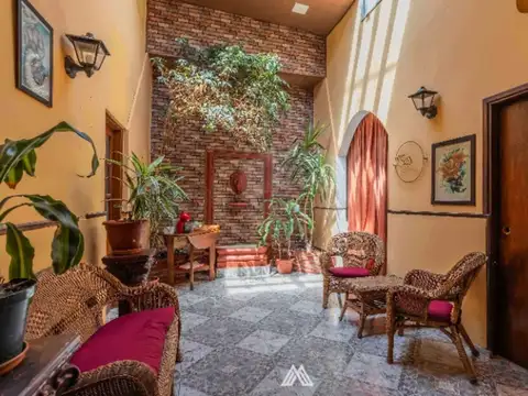 Casa en Venta en Barrio Sur, USD 150.000