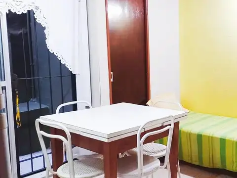 Depto Tipo Casa en Venta de 1 dormitorio