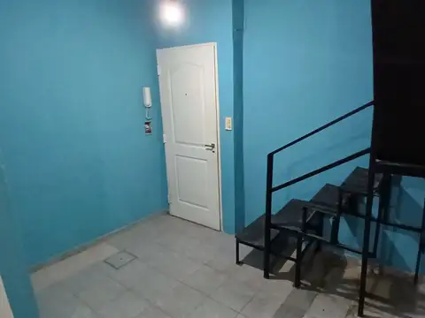 Depto Tipo Casa en Alquiler de 3 ambientes