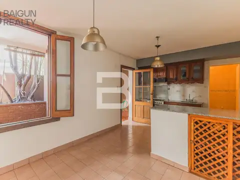 Depto Tipo Casa en Alquiler de 3 ambientes