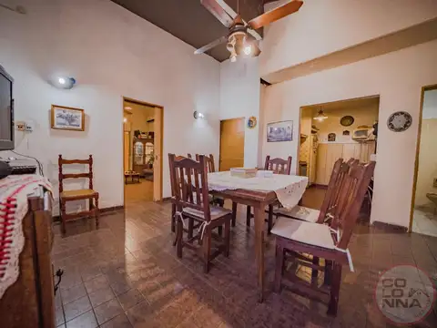Casa de 4 ambientes en venta en Villa Lynch