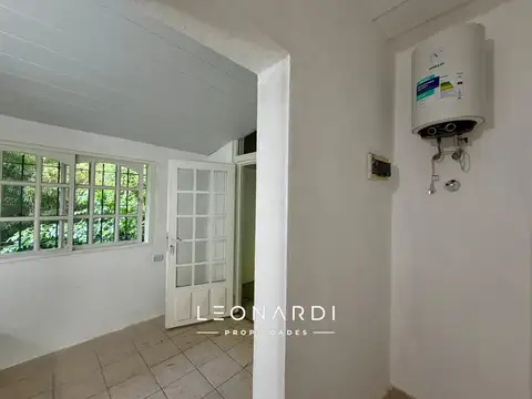 Casa 2 ambientes con 1 baño