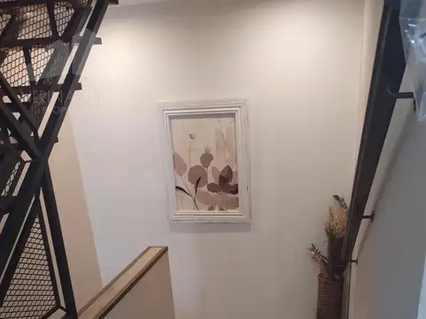 Depto Tipo Casa en Venta de 5 ambientes