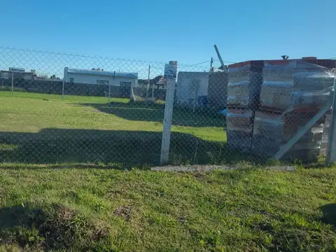 LOTE EN VENTA BARRIO SEMICERRADO ARANA