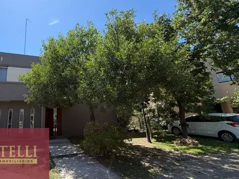 Casa en Los Robles Pilar 4 ambientes Venta