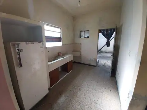 Casa en venta • Dos dormitorios • Pje. Yugoslavia 4400 • La Guardia • Rosario
