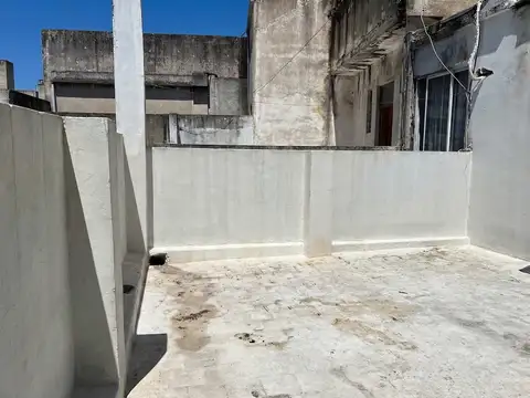 Venta PH Monoambiente con Terraza Villa Gral. Mitre