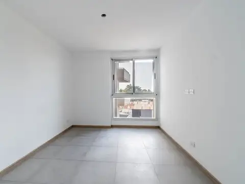 Juan Manuel Estrada 100