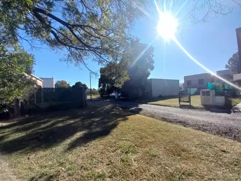 149 entre 34 y 36 - San Carlos - LA PLATA 100