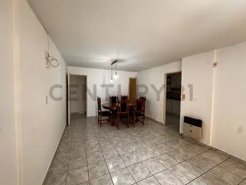 Santiago Araujo 100, Piso 0