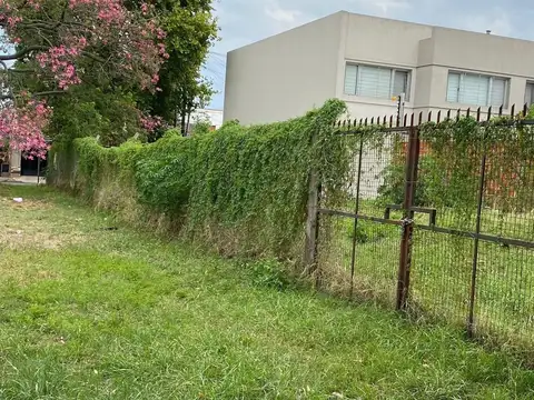 Terreno en Venta en Haedo, USD 170.000