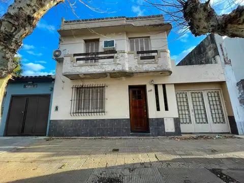 Casa a reciclar en Haedo Sur zonificación RTMA