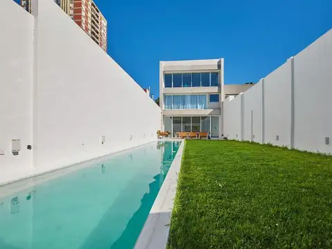 Blanco Encalada 1300