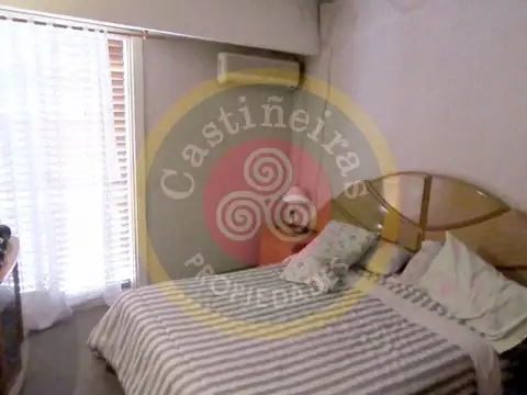 2 GALPONES Y DEPTO. EN 1ER. PISO - 9 CUADRAS DE AV. ALSINA - EXCELENTE BARRIO  