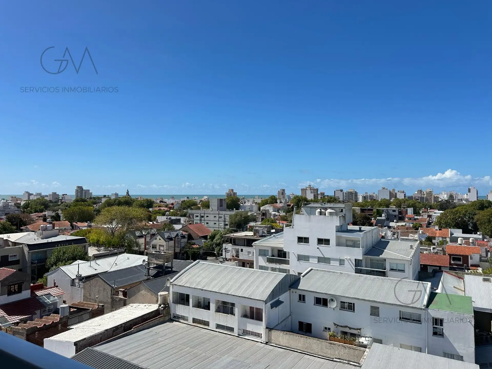 Departamento en venta 2 amb, 58m² con balcón — La Perla