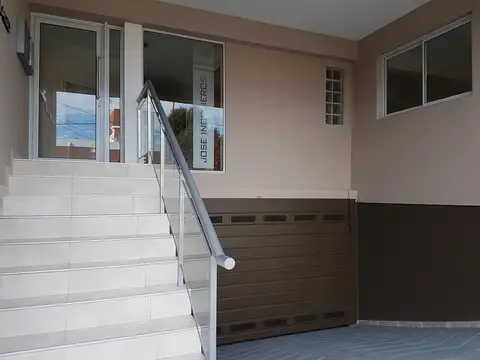 Edificio Fincas del Lago 1 700