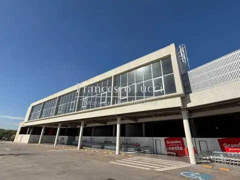 Locales en Alquiler Colectora Sur Acceso Oeste Paso del Rey