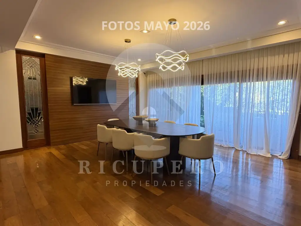 Casa en Alquiler - 6 dormitorios - USD 10.000