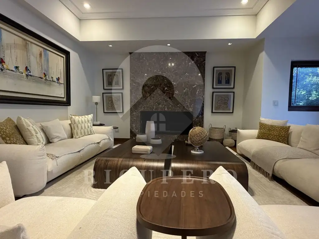 Casa en Alquiler de 700,0 m2