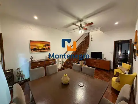 Depto Tipo Casa en Venta de 5 ambientes