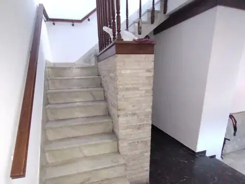 Casa en Alquiler en Arroyito, $ 1.300.000