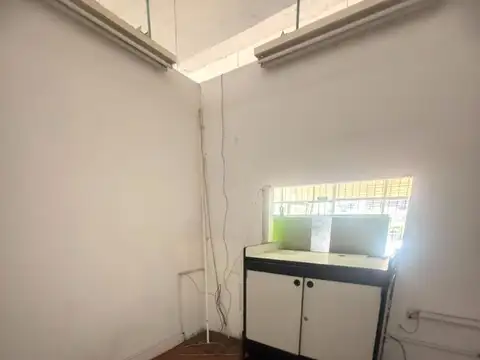 Hipolito Yrigoyen 9300