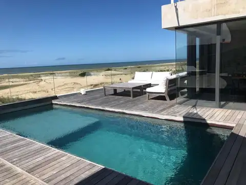 Casa en Alquiler Temporal de 5 dormitorios