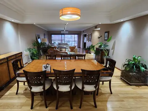 Departamento 5 ambientes con 4 baños