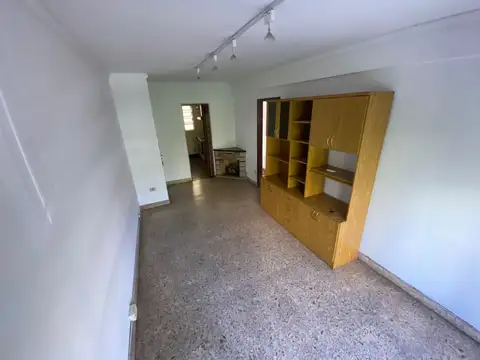 Bucarelli 2600, Piso 3