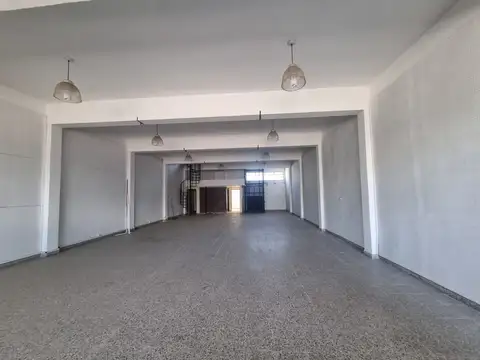 Local en Venta 25 años