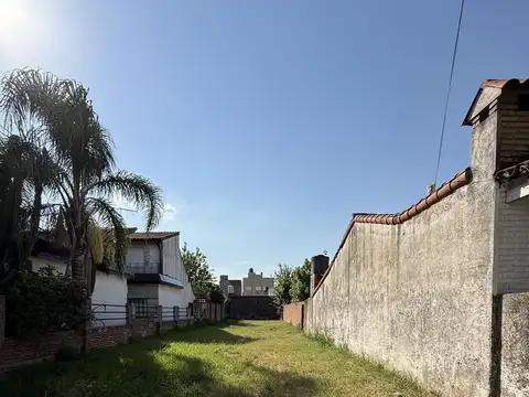 Terreno en Venta 8  mts Frente