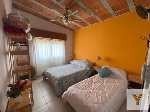 Casa en Venta con 4 cocheras