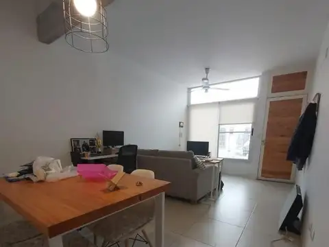 Casa en Venta en Castelar, USD 89.000