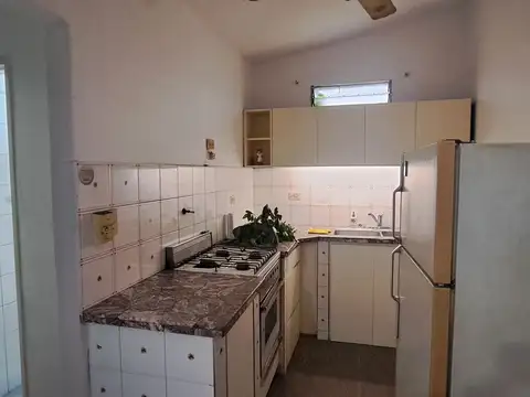 VENTA PH 3 AMBIENTES EZPELETA