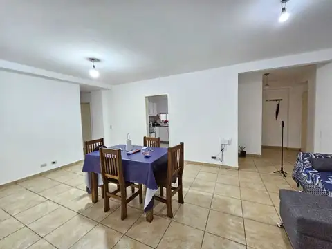 Departamento 5 ambientes con 2 baños