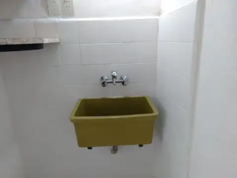 Depto Tipo Casa en Venta 66 años