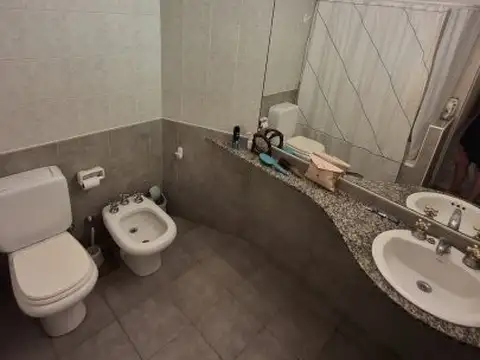 Tomas de la Torre y Bordabehere