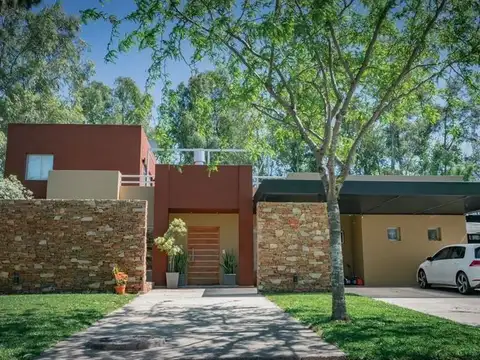 Avda. de los Constituyentes 4100